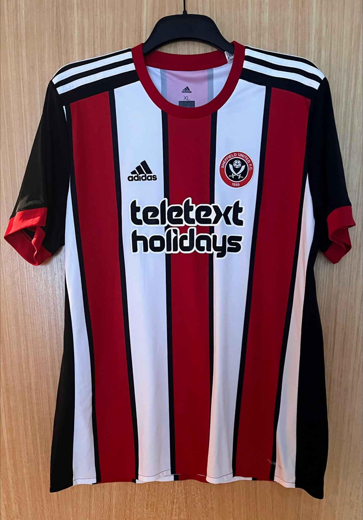 Sheffield Utd 17/18 Home  shirt